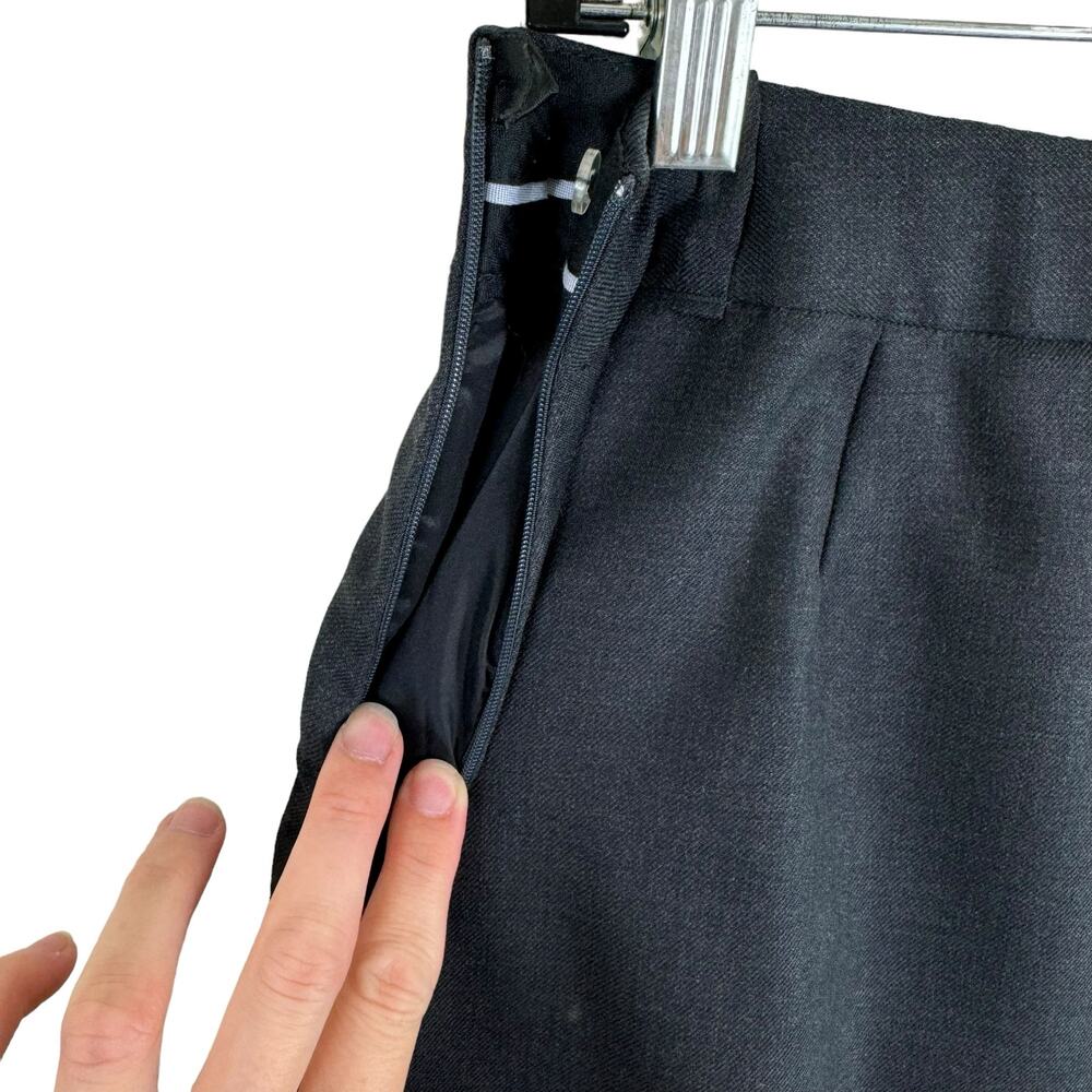 L.L. Bean 100% Wool Dark Gray Classic Fit Straight Above Knee Lined Skirt Size 6 - Picture 6 of 10